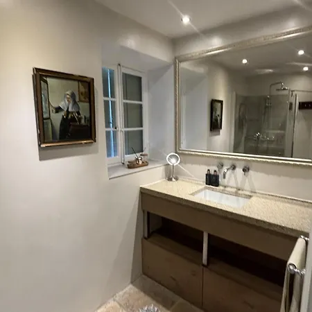 Spiti Espede فيلة