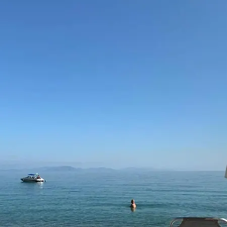 Spiti Espede فيلة